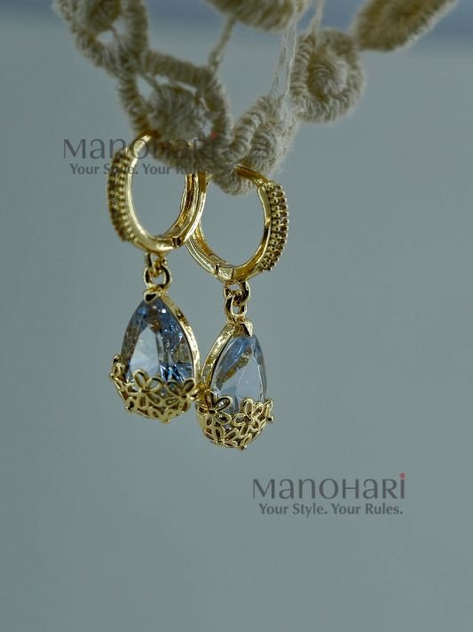 MN-ER-AGDD-AUR-01_2 Aurelia golden dew drops with elegant 18K gold teardrop detailing