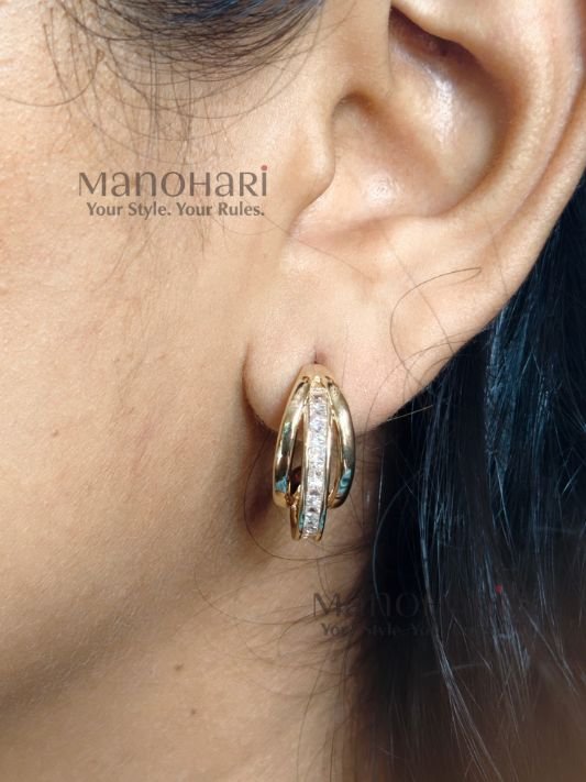 MN-ER-RSSE-RUH-01_1 Ruhani Seoul spark earrings with elegant Korean inspired modern detailing
