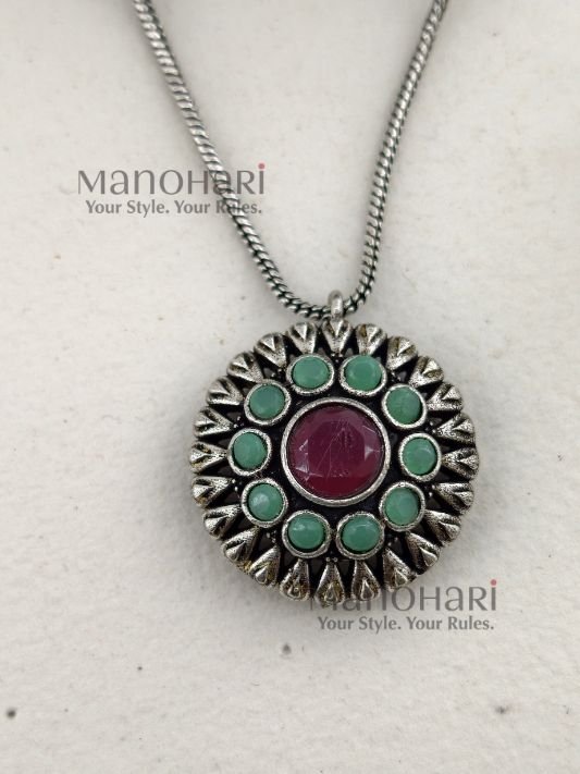 MN-JS-APHJ-AAR-01_1 Aarini peacock heritage jewellery set with oxidized stone detailing