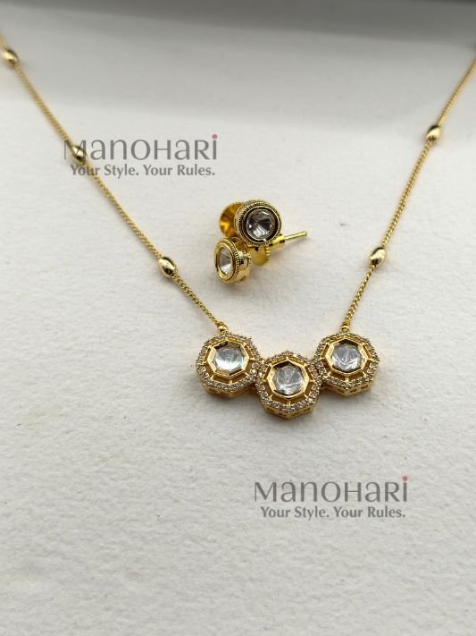 Tanmayi heritage grace jewellery set with elegant Kundan gold detailing