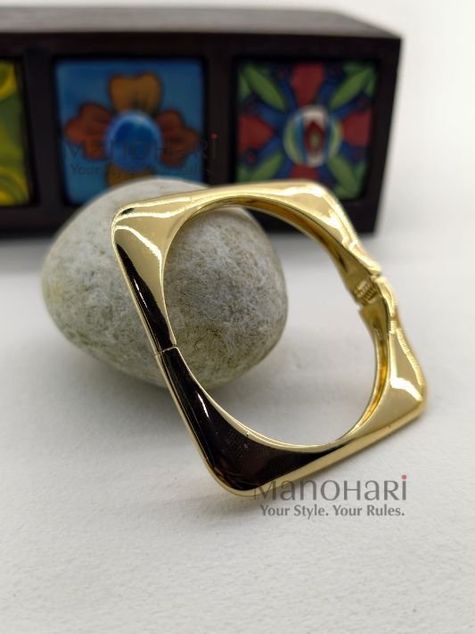 MN-KD-ALK-AUR-01_2 Aurelia art luxe kada for women 18K gold plated jewellery