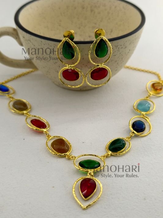 MN-NK-AGLN-AUR-01_1 Aurelia glossy luxe necklace set with matching earrings