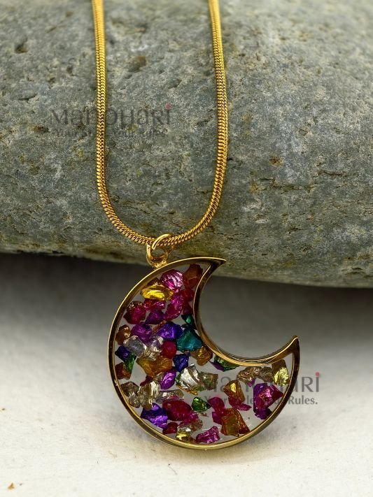 Aurelia moon bloom pendant chain with elegant gold plated finish