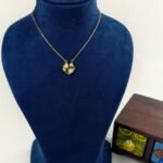 Aurelia magnetic heart luxe necklace with sparkling crystal detailing