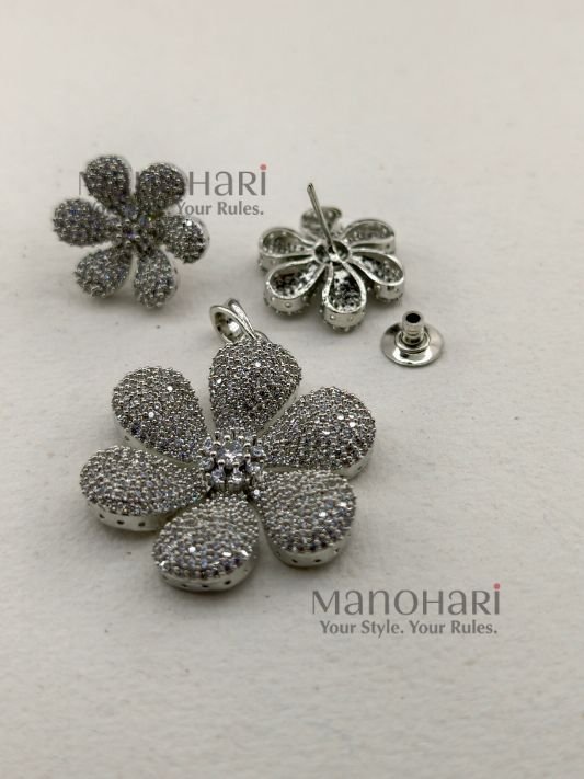 MN-PS-ABGP-AUR-01_2 Aurora blossom grace pendant set with sparkling floral stone detailing