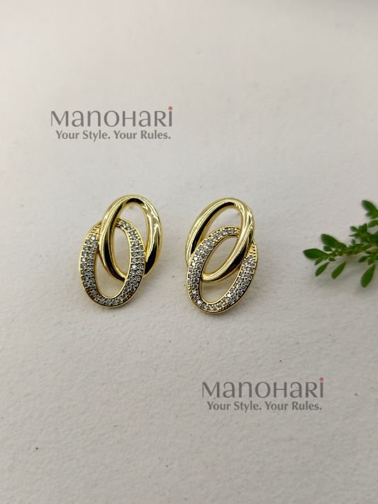 Aurelia Interlock Elegance Earrings featuring a sophisticated interlinked design crafted from premium waterproof anti-tarnish stainless steel