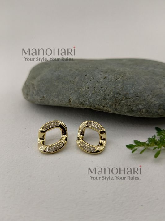 Aarini Noir Ivory Statement Earrings featuring a chic black-and-ivory geometric design with elegant modern styling