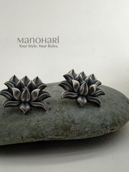 MN-ER-NSLE-NAI-01_2 Naina Silver Lotus Elegance Earrings featuring an intricate lotus flower design in an elegant oxidised silver finish with artisan craftsmanship