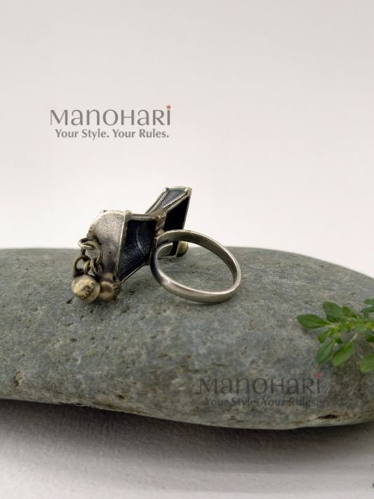 Aurelia oxidised elegance ring with intricate silver oxidised detailing