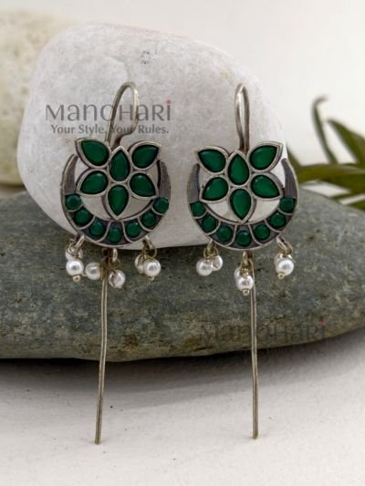**Zivara Floral Luxe Ear Cuff crafted from premium brass with a radiant silver-plated finish, featuring an elegant floral-inspired design for timeless everyday and festive styling.**