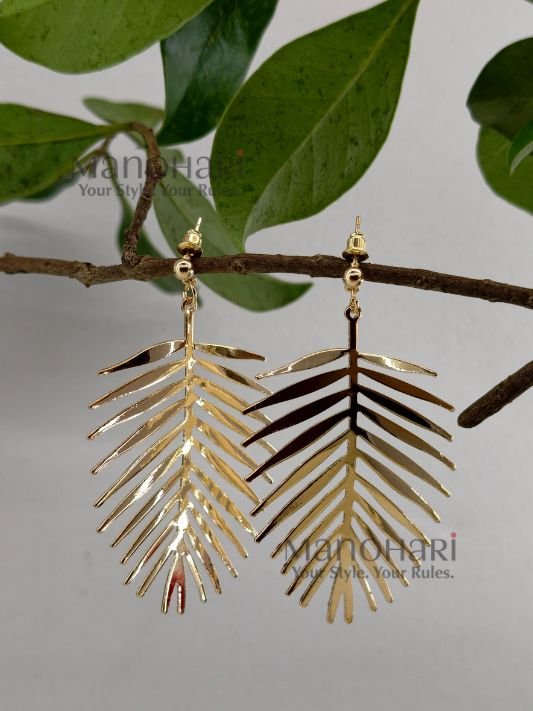 MN-ER-BHO-EPL-01_1 **Elara Palm Leaf Earrings crafted from premium stainless steel, featuring an elegant tropical palm leaf design with a lightweight statement silhouette for women.**