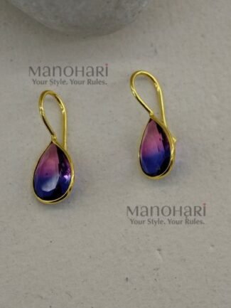 Elegant Elara Raindrop Elegance Earrings featuring a sleek raindrop-inspired design crafted from premium alloy for women.