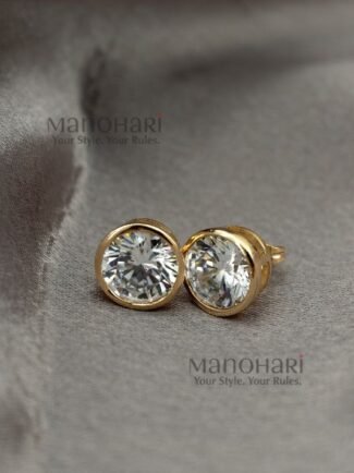 Ishira Bloom Petal floral earrings with 18K plating, 1 cm diameter and anti-tarnish finish for women