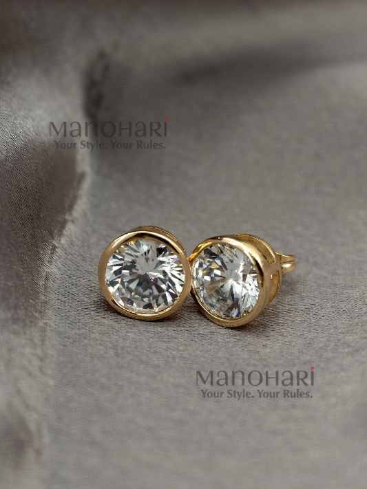 MN-ER-BPE-ISH-01_1 Ishira Bloom Petal floral earrings with 18K plating, 1 cm diameter and anti-tarnish finish for women