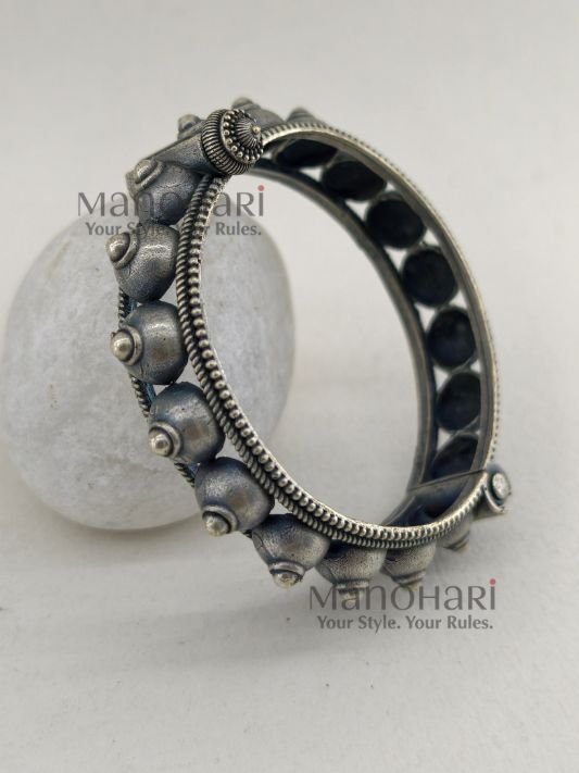 **Vamika Royal Dome Kada crafted from premium German Silver with a luxurious 92.5 sterling silver coating, featuring an elegant antique dome design and a 5.5 cm inner diameter for timeless ethnic sophistication.**