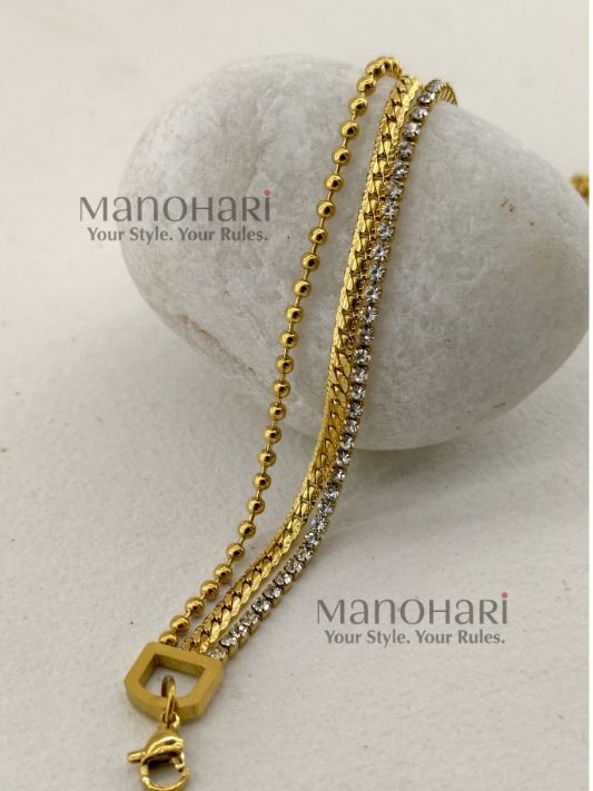 MN-BR-CST-AUR-02_2 Aurelia Crystal Line Elegance 3-layer stainless steel bracelet with elegant crystal-inspired detailing