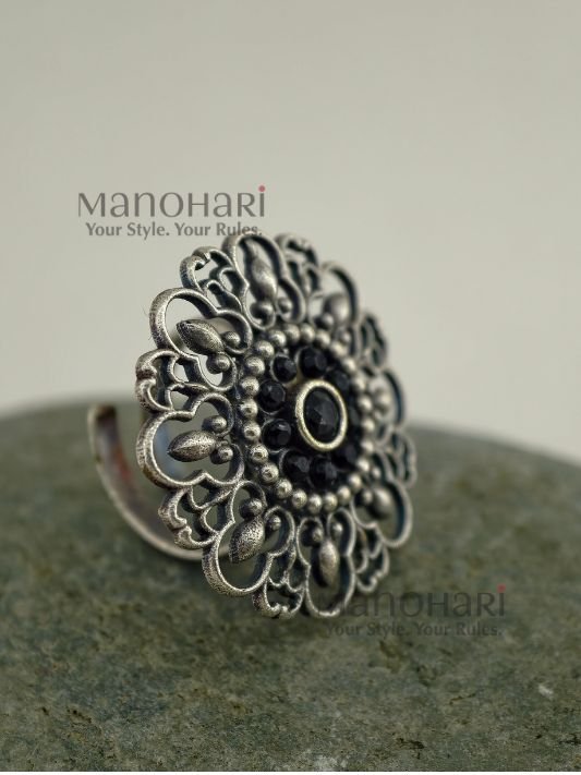MN-RG-FLR-NAV-01_1 Navya Floral Elegance adjustable flower ring with 3 cm floral face design for women and girls