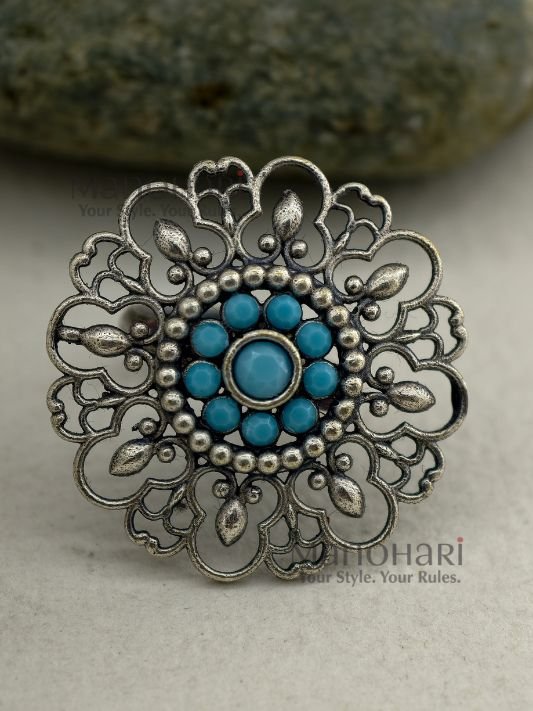 MN-RG-FLR-NAV-01_5 Navya Floral Elegance adjustable flower ring with 3 cm floral face design for women and girls